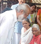 Shri. Thuravoor Vishwambharan visits Vridhasadanam 
